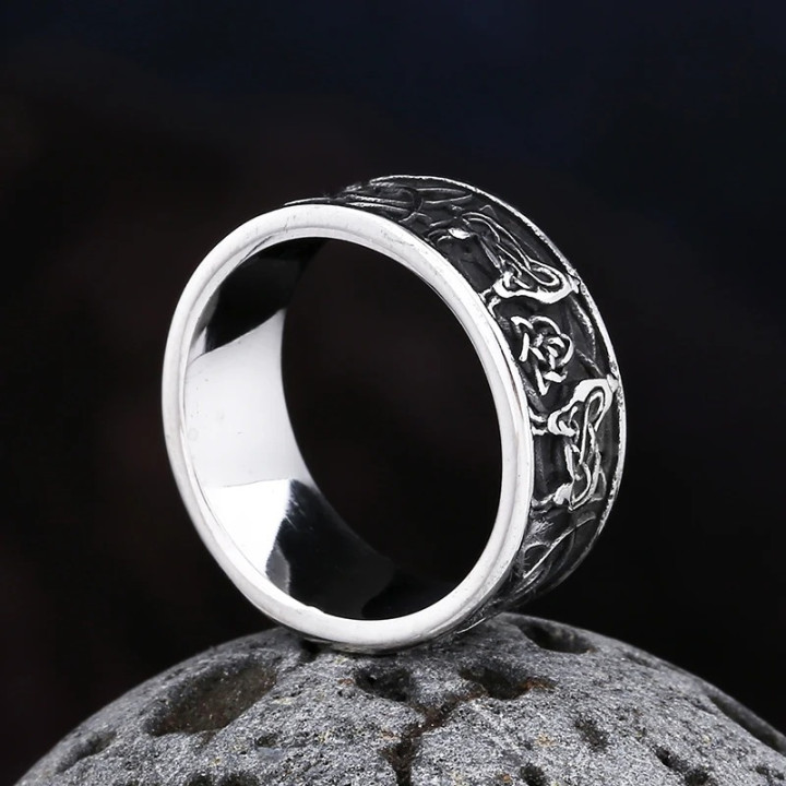 Sygnet Pierścień Nordycki Obrączka Wilki Mitologia 7 / 17,5 / eu 15